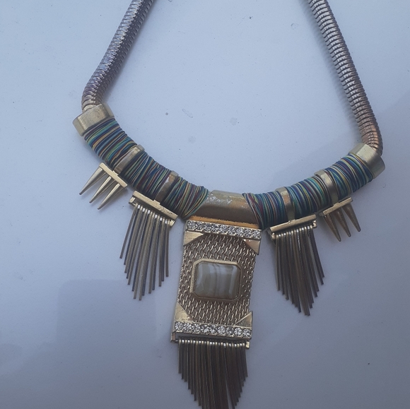 Gold statement necklace‼️Dynamic Vince Camuto - Picture 3 of 5